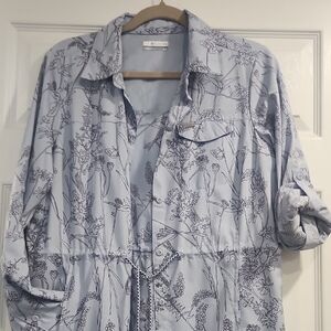 Columbia Floral Button-Up Shirt in Light Blue